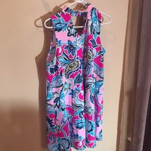 Large Woman’s patterned dress